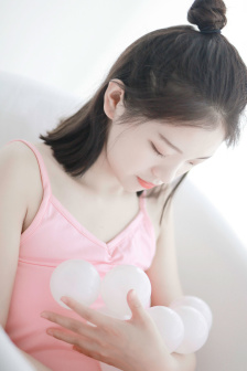 掀美女裙子游戏